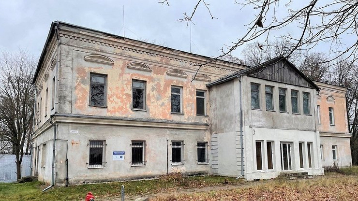 Dėl Buivydiškių dvaro aukcione susigrūmė įspūdingas skaičius pirkėjų