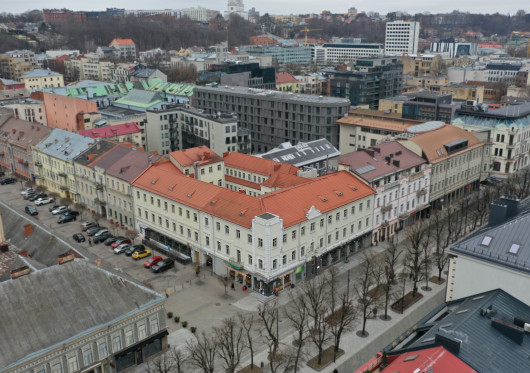 Turto bankas patalpas Laisvės alėjoje pardavė už beveik milijoną eurų