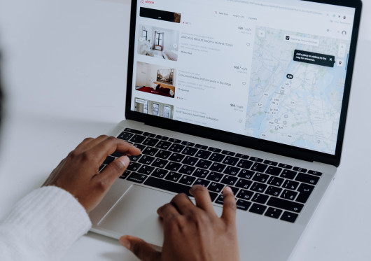 „Airbnb“ pirmąjį ketvirtį skaičiavo 117 mln. JAV dolerių pelną