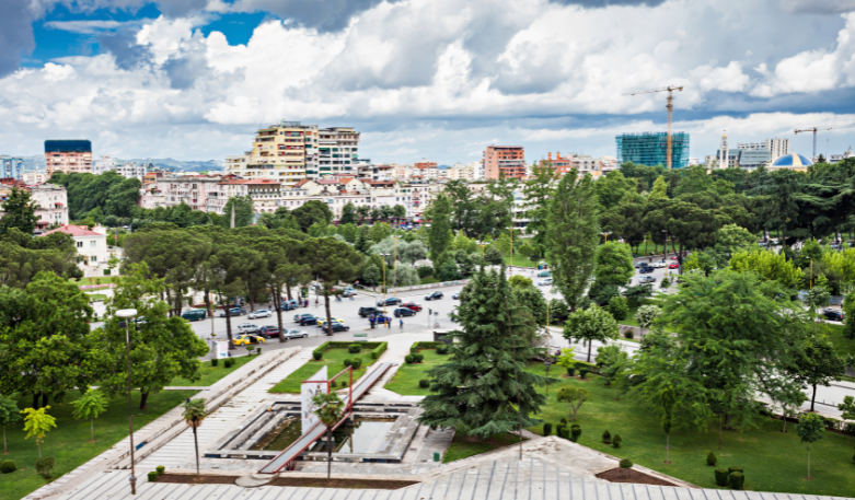 Albanijoje NT vystytojus ketinama priversti papildyti socialinio būsto fondą