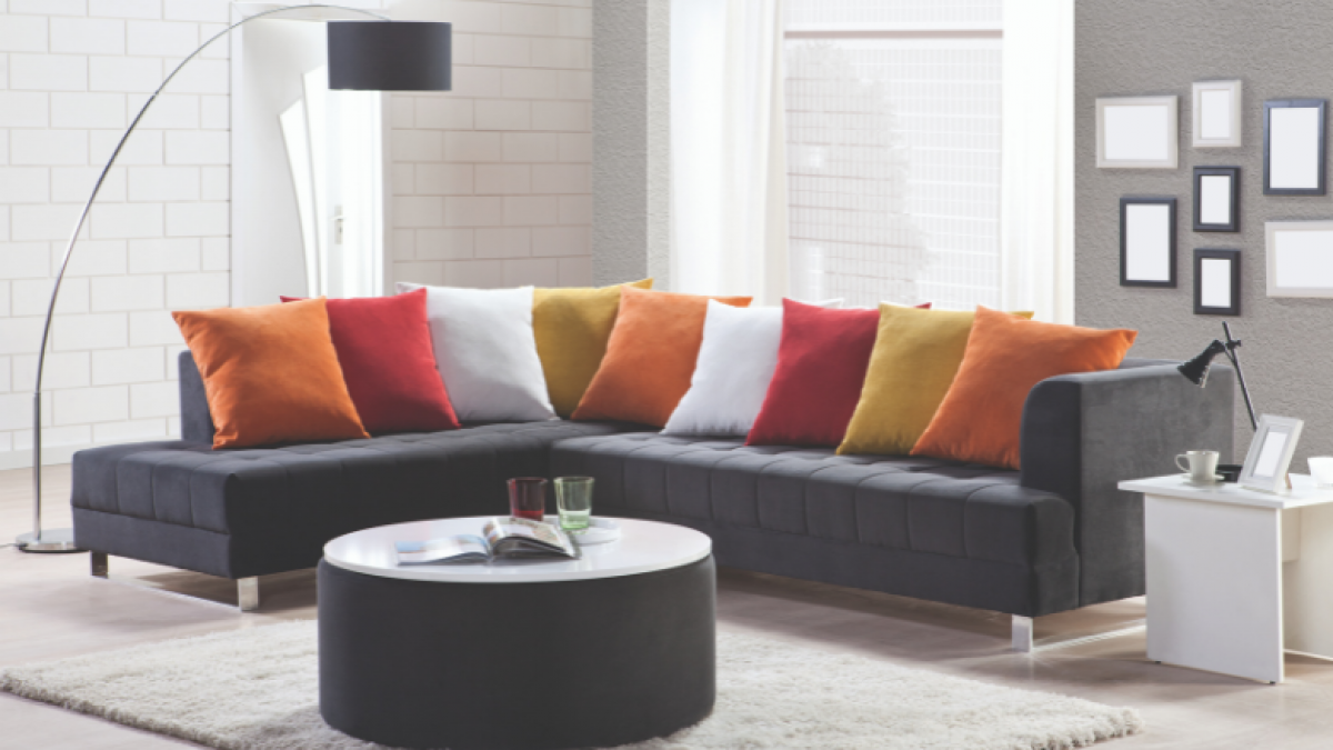 Kas svetainėje dera labiau - sofa ar minkštas kampas? 1