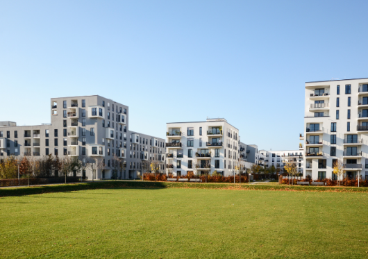 Tvarumo standartai beldžiasi į gyvenamojo NT sektorių