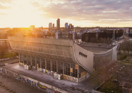 Vilniaus sporto rūmus norima paversti memorialine erdve žydams, jų griovimas nesvarstomas