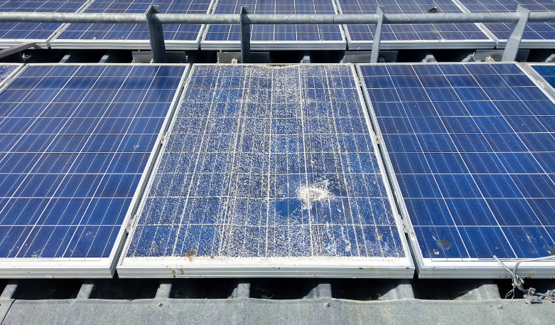 Audros poveikis saulės elektrinėms: vos per parą žalų daugiau nei per visus metus 1