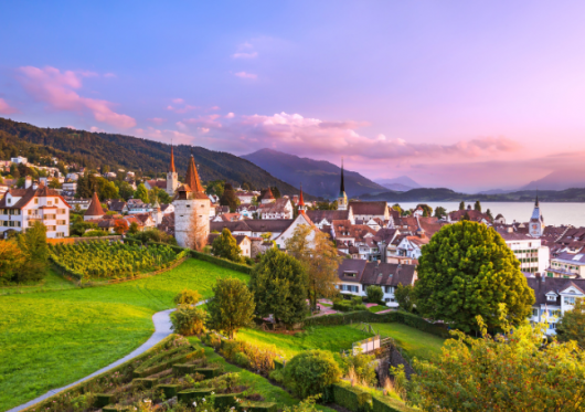 Šveicarijos miestas nori panaikinti atvykėliams teisę į prieinamą būstą