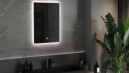 Veidrodis vonios kambaryje: estetika ir funkcionalumas 5