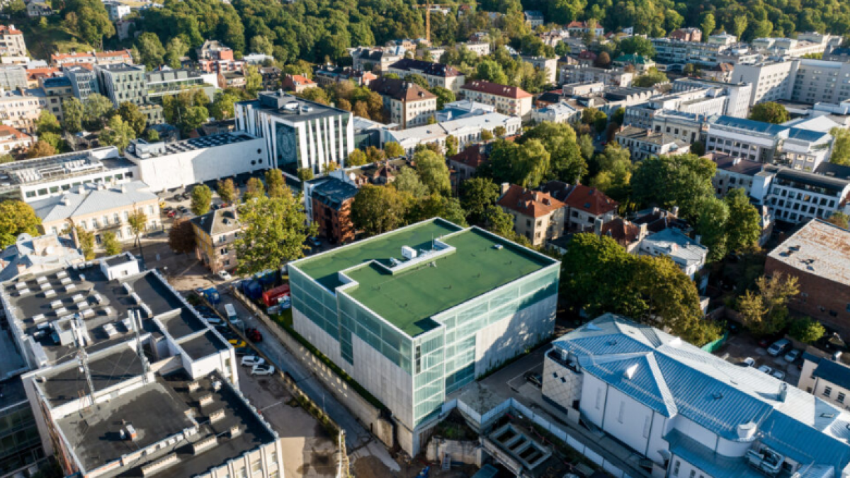 Kauno centre pradeda veikti daugiaaukštė automobilių saugykla 1