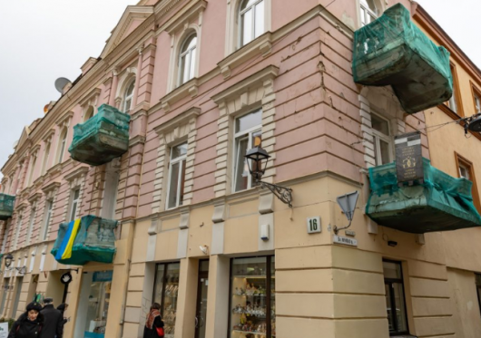 Vilnius finansuos istorinių pastatų fasadų ir balkonų tvarkymą
