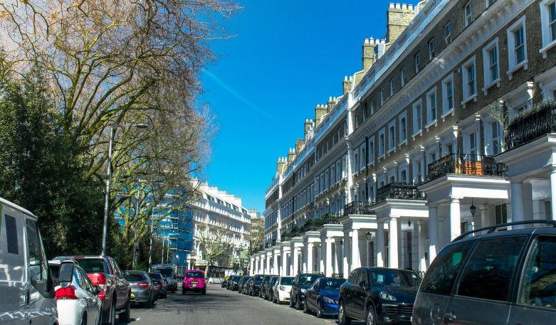 Londono aukščiausios klasės nekilnojamojo turto rinka stebėtinai klesti