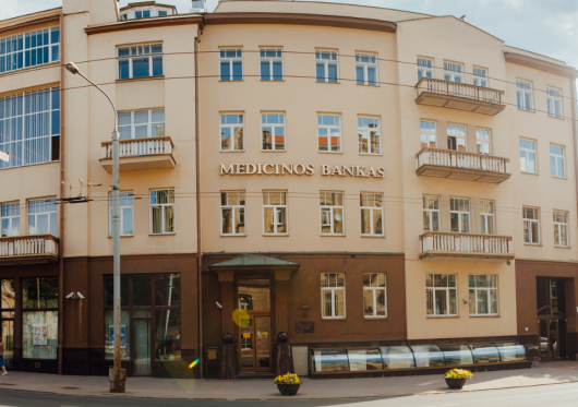 Medicinos bankas pardavė istorinį pastatą Vilniuje