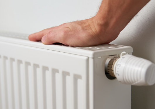 Šilumos taupymas namuose: kaip sumažinti šildymo išlaidas?