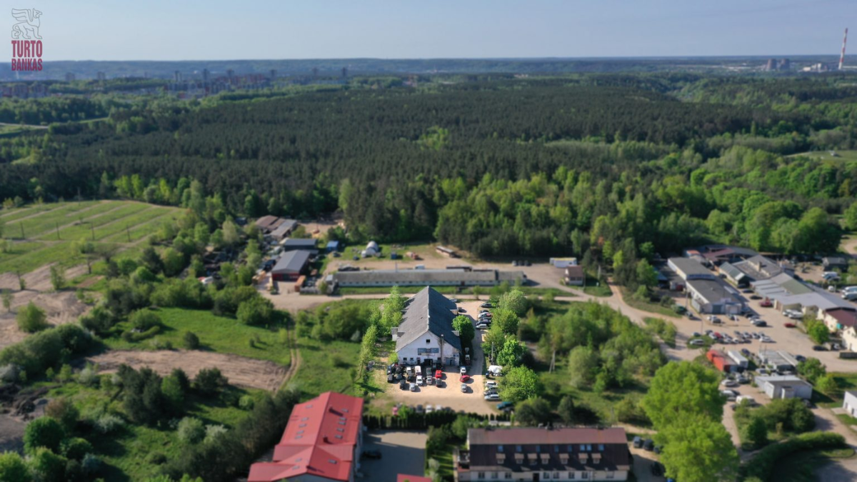 Besiplečiančiame Vilniaus rajone Turto bankas parduos sklypą su 870 kv. m pastatu 1