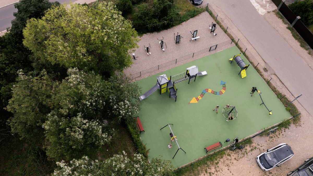 Kaunas plečia vaikų žaidimo ir krepšinio aikštelių tinklą 1