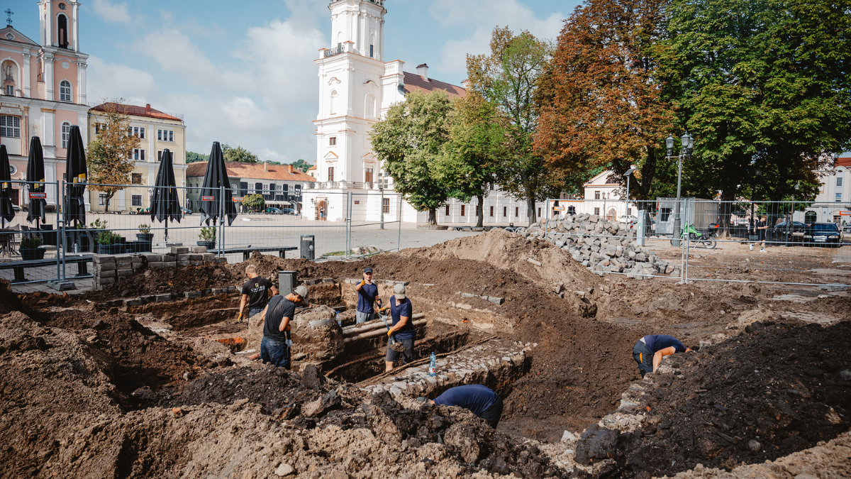 Kauno širdies atnaujinimas: didžiausi archeologiniai tyrimai ir Rotušės aikštės rekonstrukcija 1