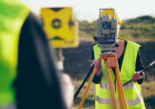 Kaip pasirinkti matininką: ką reikia žinoti apie matininkų paslaugas ir jų kontrolę