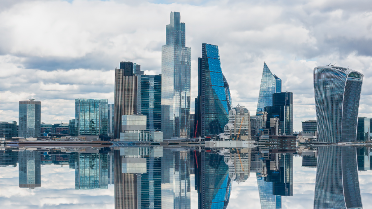 Londono NT atgimimas: kainos vėl kyla 1