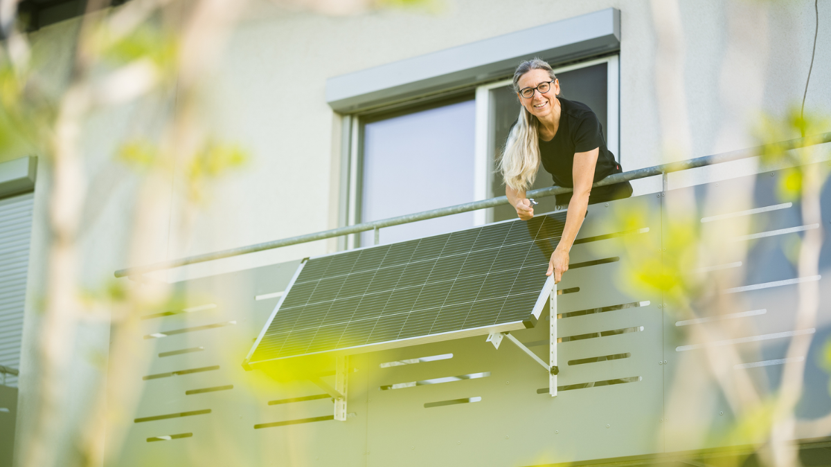 Mobili saulės elektrinė – galimybė 600 tūkst. klientų elektrą gamintis daugiabučiuose 1