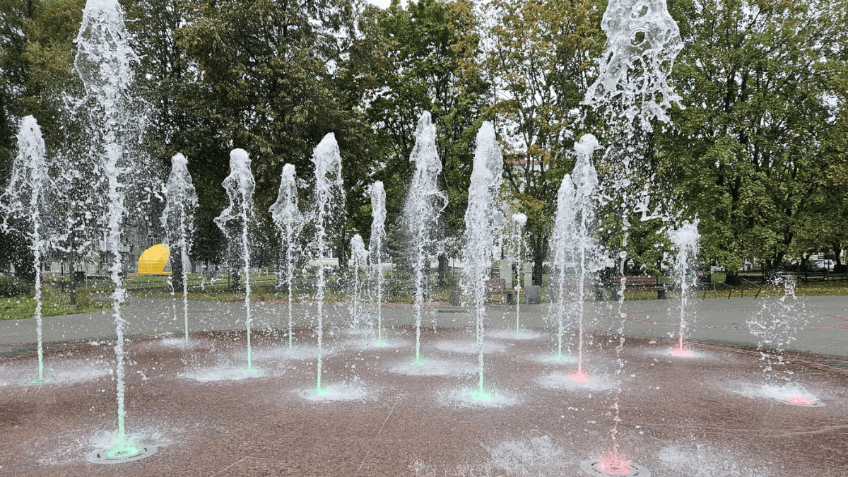 Klaipėdoje – Neringos skvero sutvarkymo pabaigtuvės 1