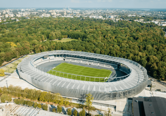 Tilps ir futbolas, ir didieji koncertai: Dariaus ir Girėno stadione ruošiamasi kloti naują veją