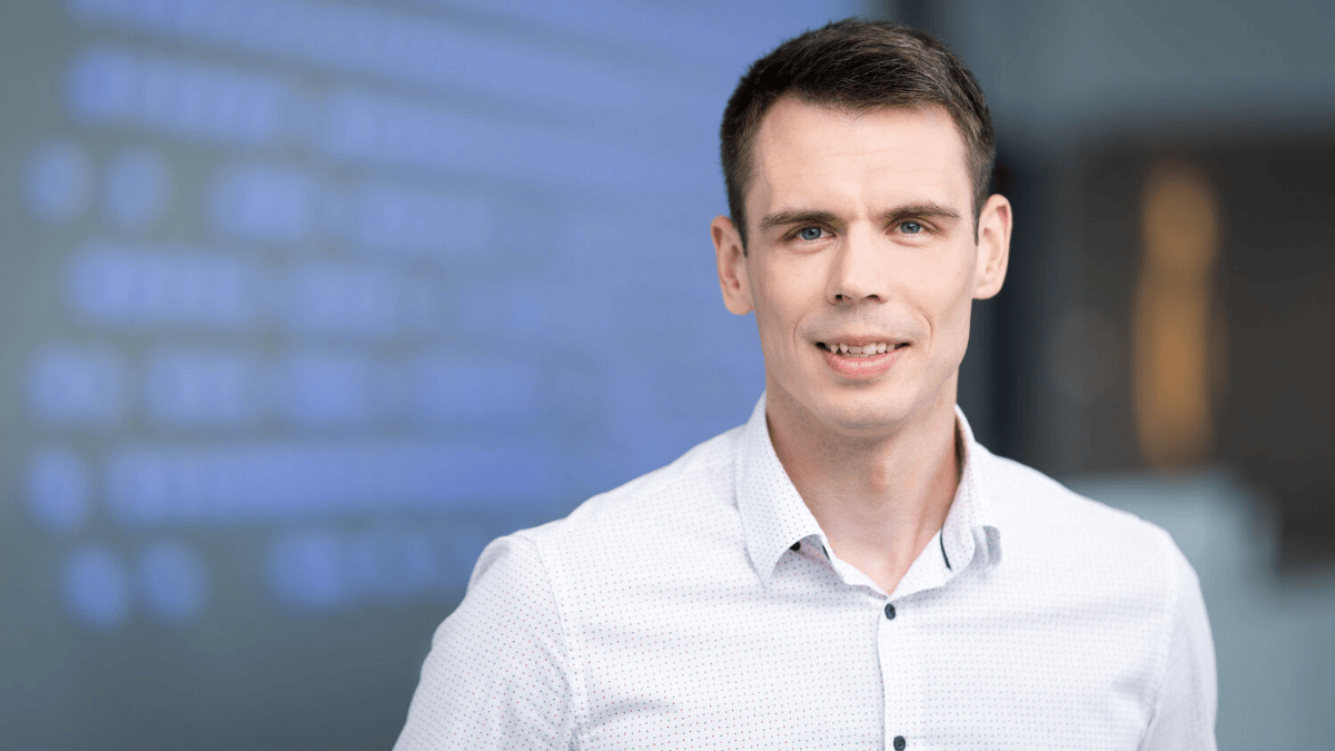 Ilgėjančios dienos – proga taupyti elektros energiją: ekspertas dalinasi naudingais patarimais 1