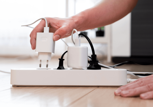 Vis daugiau gyventojų mažina kainą už elektrą: ypač svarbu esantiems garantiniame tiekime