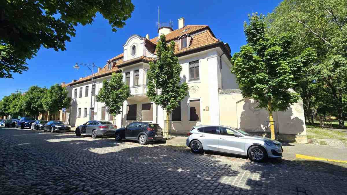 Turto bankas tarpininkaus parduodant išskirtinius kolegijos pastatus Klaipėdoje 3