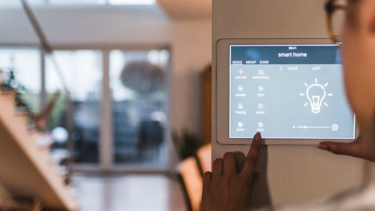 Baltijos šalių gyventojai taupo energiją tik prireikus: Lietuva pirmauja pagal investicijas į saulės elektrines