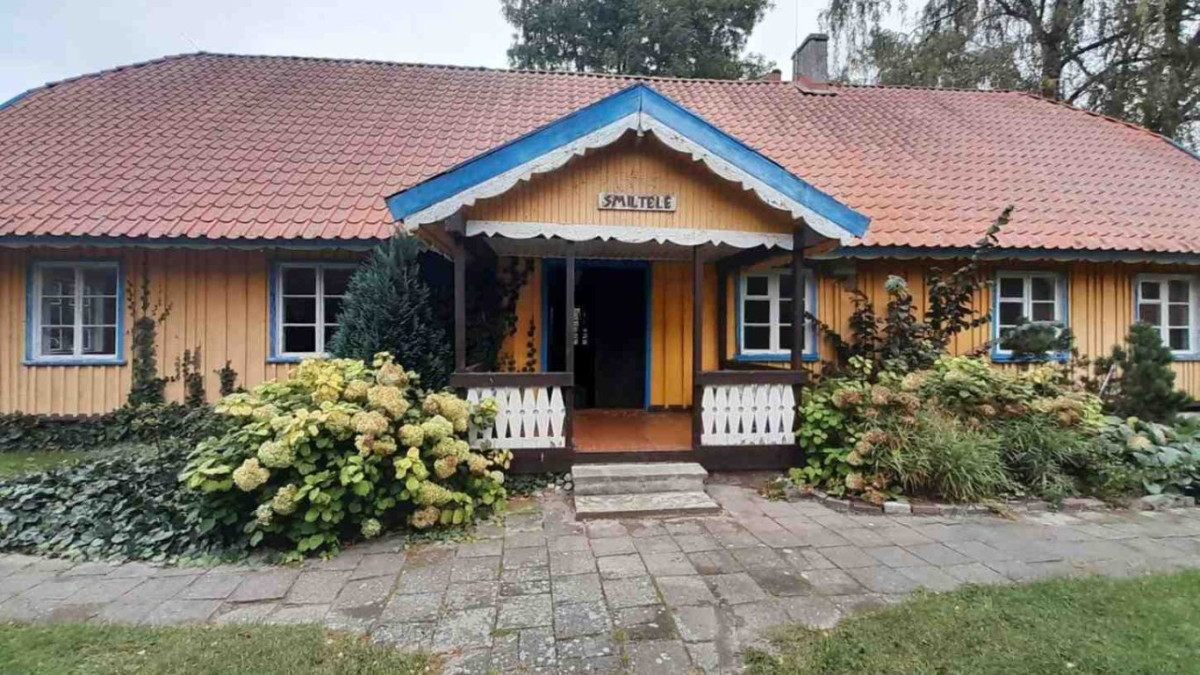 Aukcione parduotas buvęs žvejo namas Neringoje atgims naujam gyvenimui