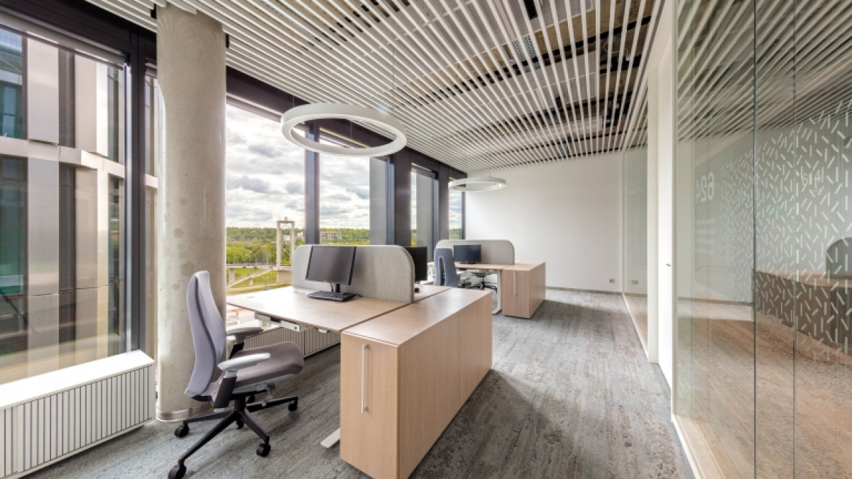 Biuro erdvių projektavimas: kaip suderinti funkcionalumą ir estetiką? 1
