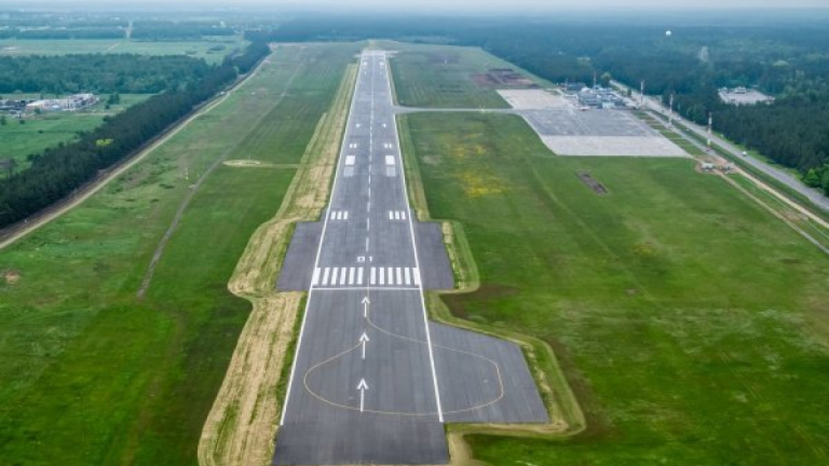 Palangos oro uoste diegiami ekologiniai sprendimai: nulinės anglies dvideginio emisijos oro uoste link