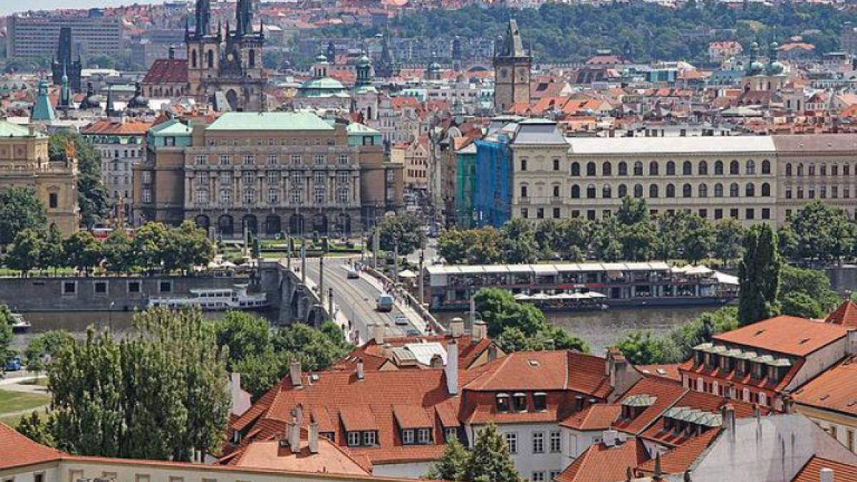 Būsto krizė Čekijoje vis daugiau žmonių skatina būstą nuomotis 1