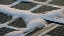 Saulę gaudančių stogų problema žiemą: valyti saulės modulius nuo sniego ar ne? 1