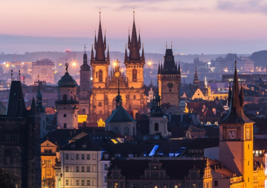 Prahoje nuomotis būstą yra tris kartus pigiau nei mokėti paskolą