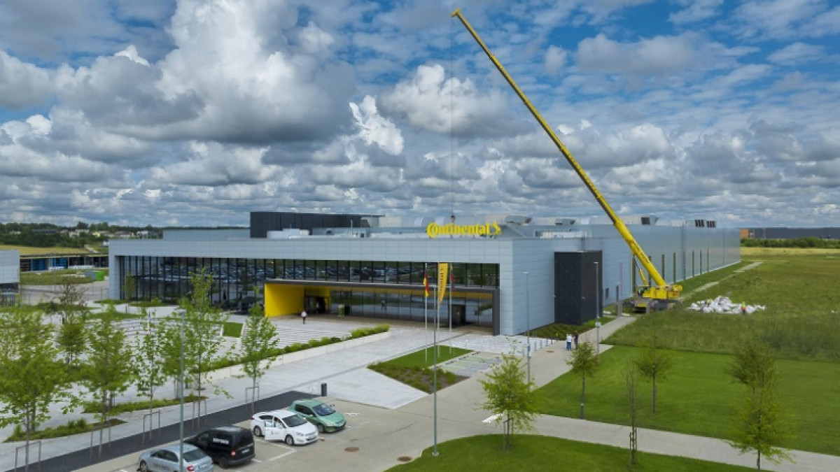 MERKO baigė statyti UAB „Continental Automotive Lithuania“ gamyklą Kaune 1