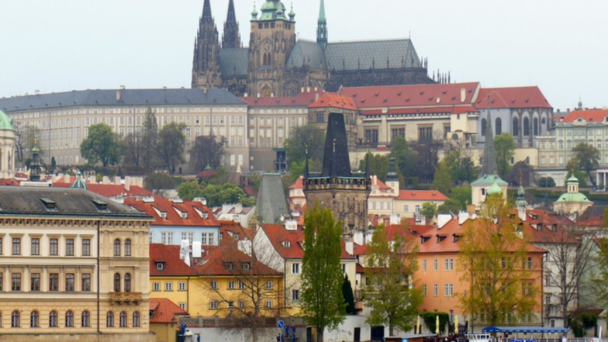 Kylančios statybinių medžiagų kainos kaitina NT rinką Čekijoje 1