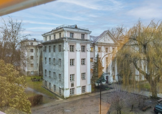 NT aukcione - Sluškų rūmų kompleksas Vilniuje