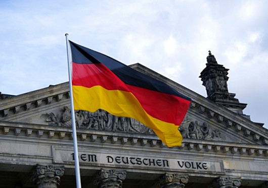Būsto nuoma nepatenkinti Berlyno gyventojai reikalauja būstus nacionalizuoti