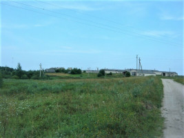 Molėtų raj, Inturkės sen., 67km nuo Vilniaus parduodama ferma su 6,6ha sklypu. 8
