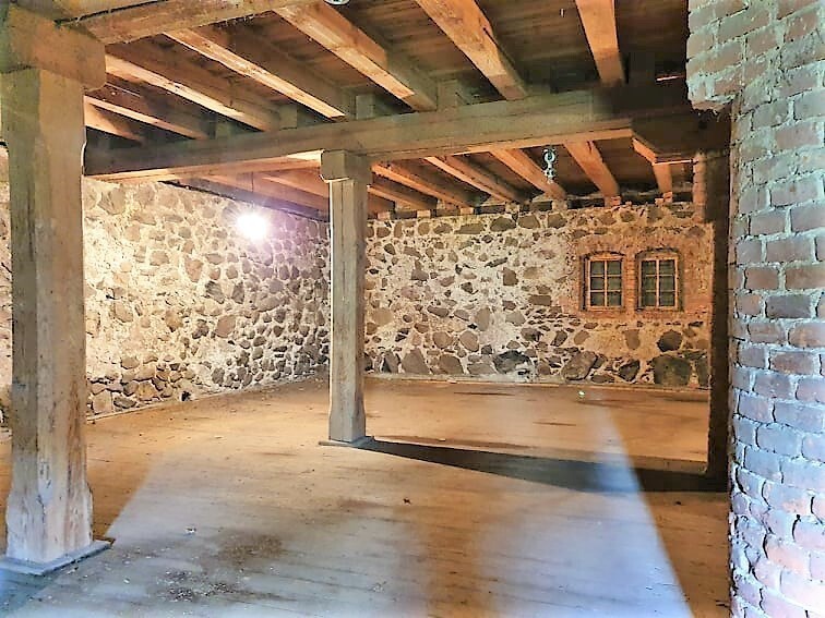 Parduodamos gamybinės, kitos paskirties, sandėliavimo patalpos Pabalvės k., Telšių r. sav., 1149 m2 ploto 4