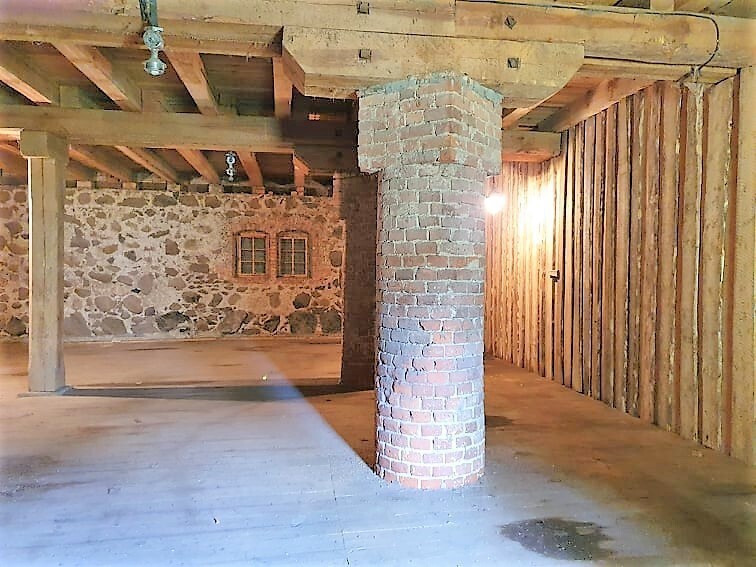 Parduodamos gamybinės, kitos paskirties, sandėliavimo patalpos Pabalvės k., Telšių r. sav., 1149 m2 ploto 9