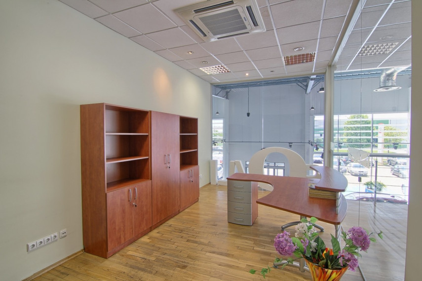 Nuomojamos patalpos Pabaliai, Šiauliai, Šiaulių m. sav., 18.00 m² ploto 2