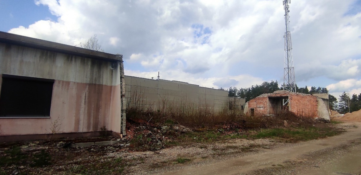 Parduodamos gamybinės, kitos paskirties, sandėliavimo patalpos Aukštadvario g., Trakų m., Trakų r. sav., 610 m2 ploto 1