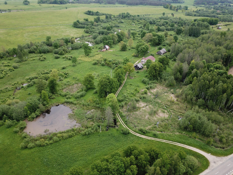 Parduodamas namas Pavirinčių, Pavirinčių k., Anykščių r. sav., 3216 m2 ploto, 2 aukštai 25