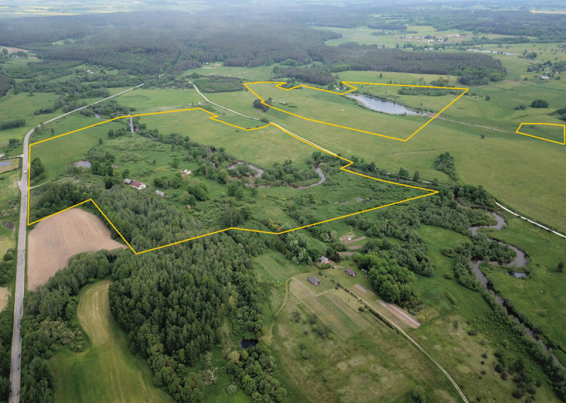 Parduodamas namas Pavirinčių, Pavirinčių k., Anykščių r. sav., 3216 m2 ploto, 2 aukštai 26