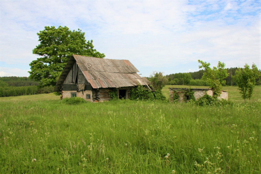 Parduodamas namas Pavirinčių, Pavirinčių k., Anykščių r. sav., 3216 m2 ploto, 2 aukštai 35