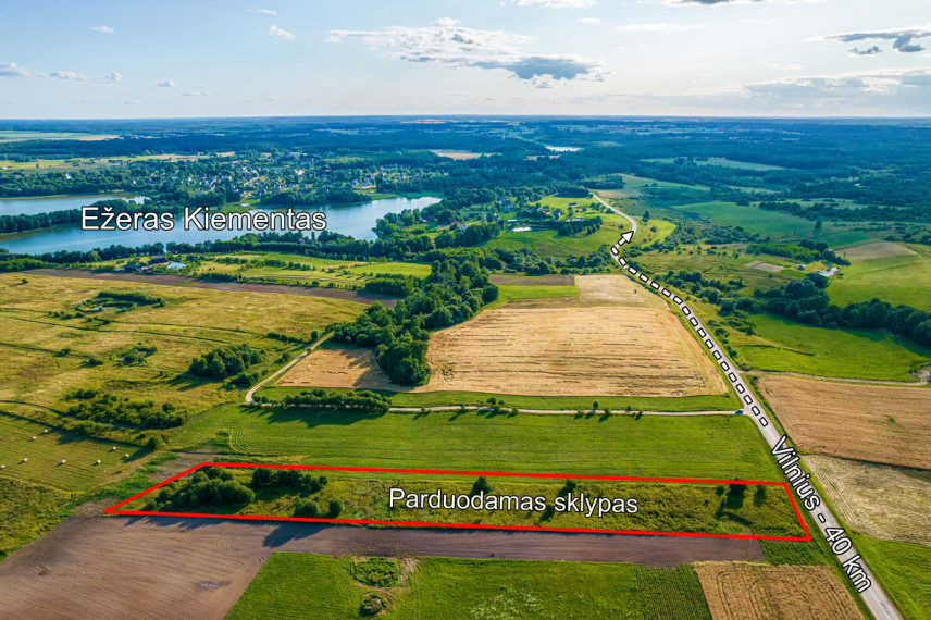 Parduodamas  sklypas Šarkiškių k., Molėtų r. sav., 78 a ploto 1