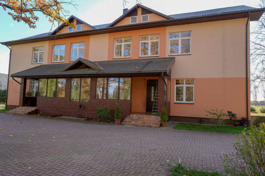 Parduodamas namas Felikso Važinskio g., Pievėnų k., Mažeikių r. sav., 345.82 m2 ploto, 2 aukštai 3