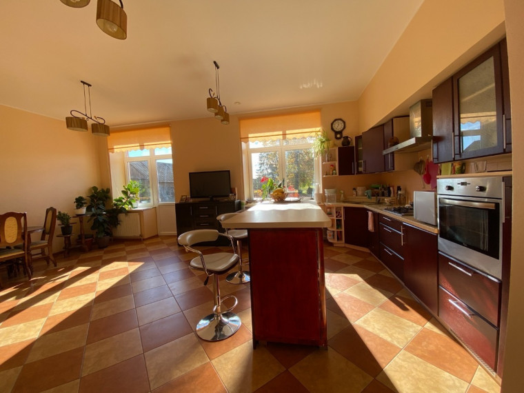Parduodamas namas Felikso Važinskio g., Pievėnų k., Mažeikių r. sav., 345.82 m2 ploto, 2 aukštai 18
