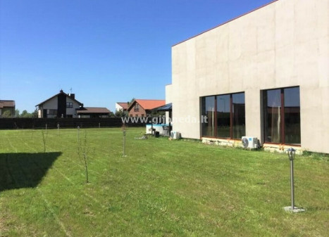 Parduodamas namas Lelių k., Klaipėdos r. sav., 230 m2 ploto