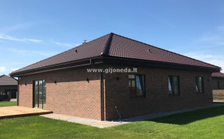 Parduodamas namas Juodeglynų g., Slengių k., Klaipėdos r. sav., 150 m2 ploto, 1 aukštai 2